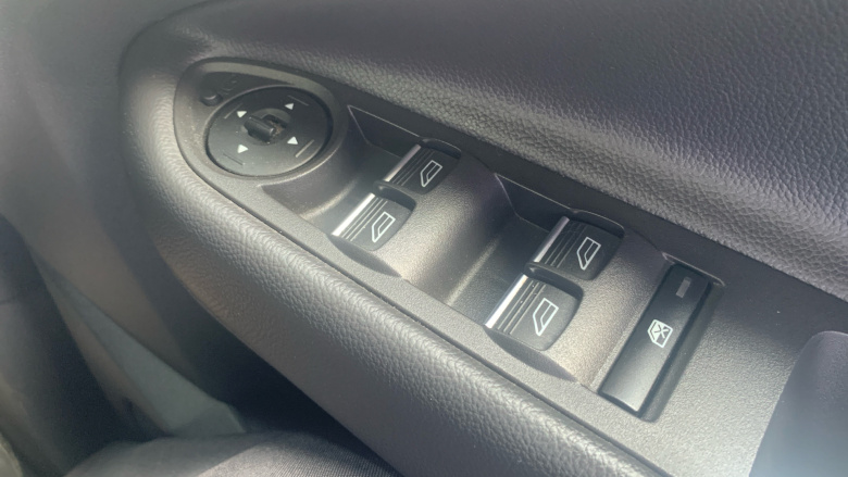 Ford Kuga 1.5 EcoBoost ST-Line 5dr 2WD Petrol Estate